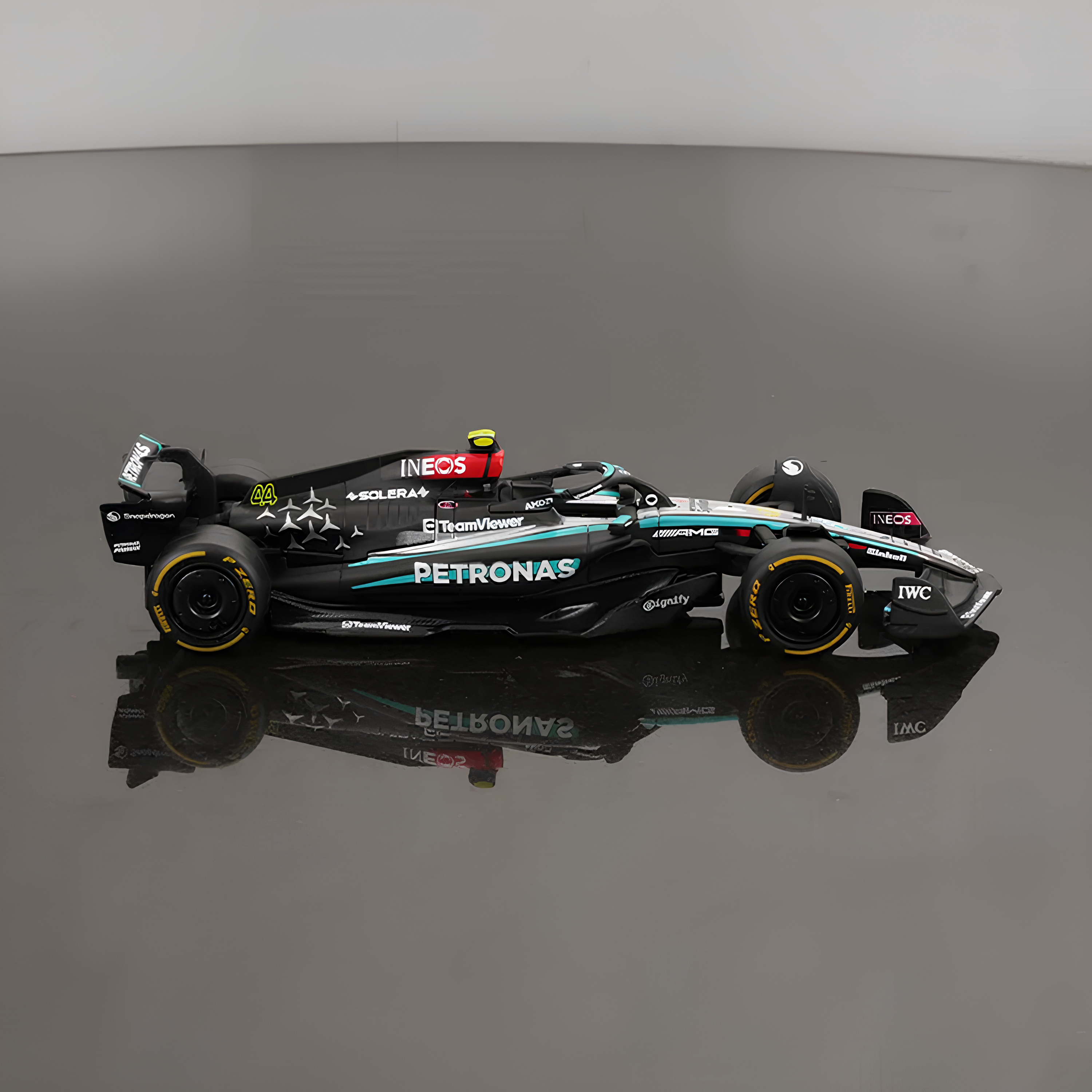 (2024) F1 Miniatura Mercedes-AMG W15 #44 Lewis Hamilton 1:43