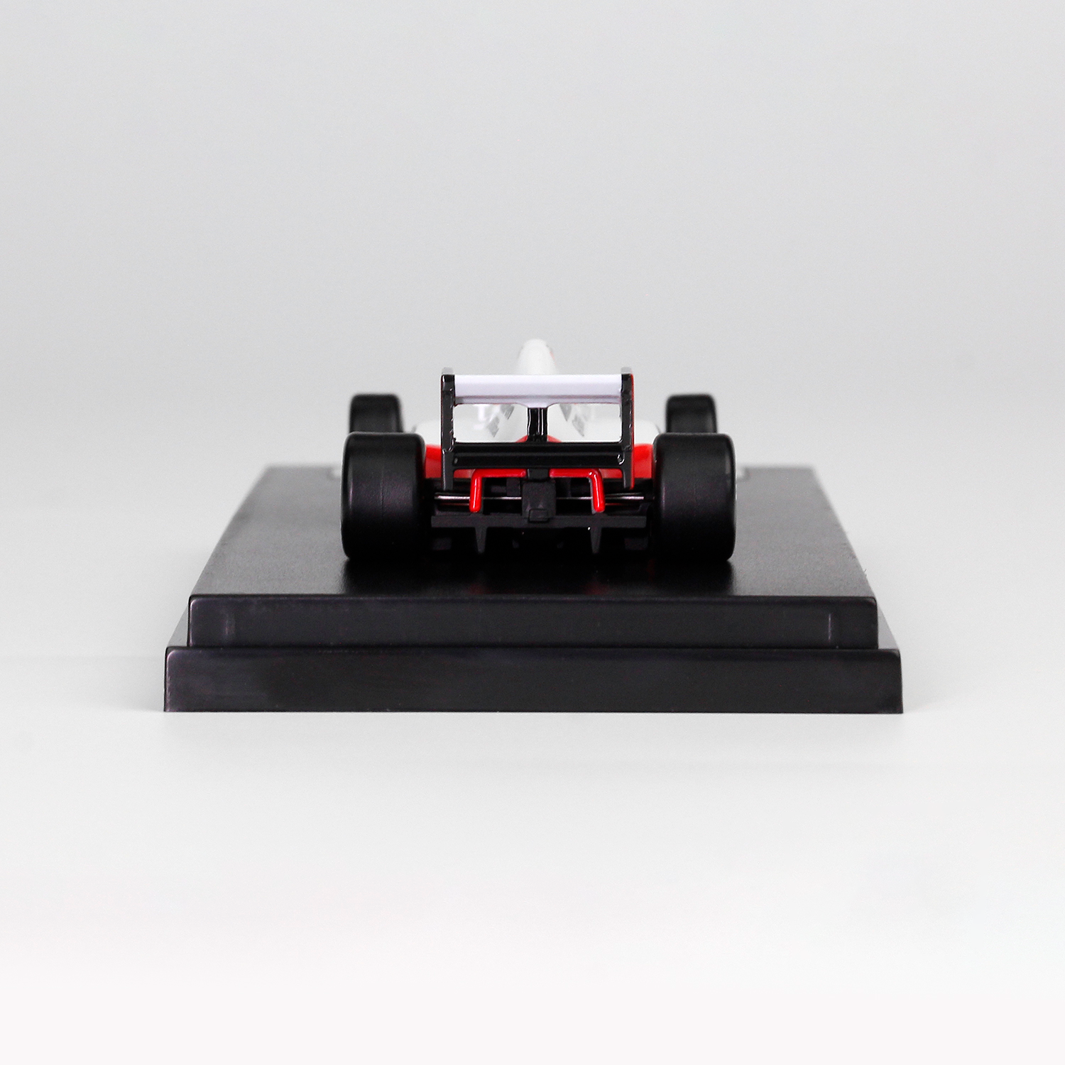 (1991) F1 Miniatura McLaren MP4/6 Ayrton Senna 1:64