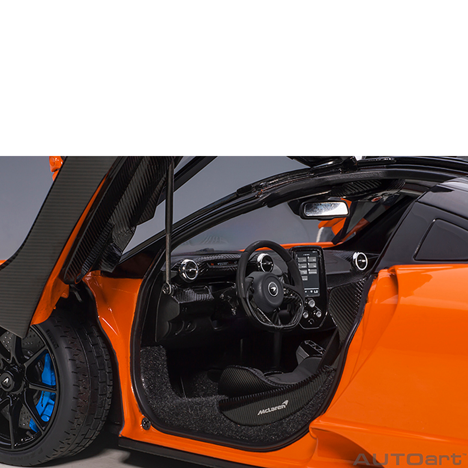 Miniatura McLaren Senna 1:18 Autoart Laranja