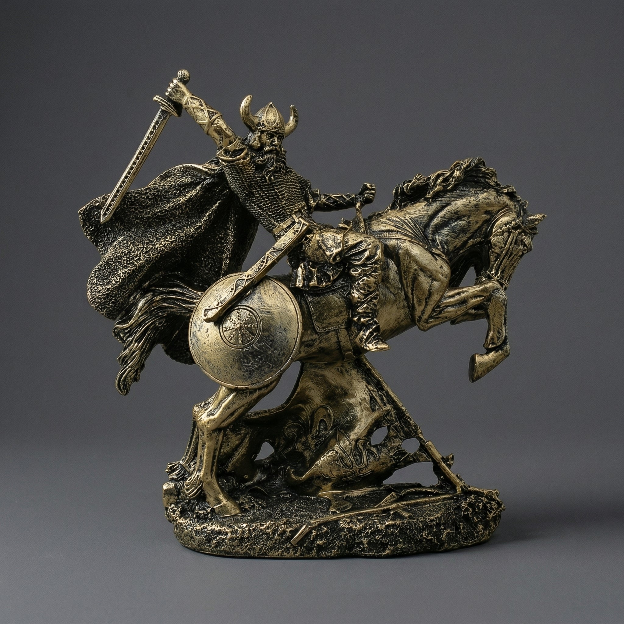 Escultura Guerreiro Medieval a Cavalo em Resina Estilo Europeu Clássico