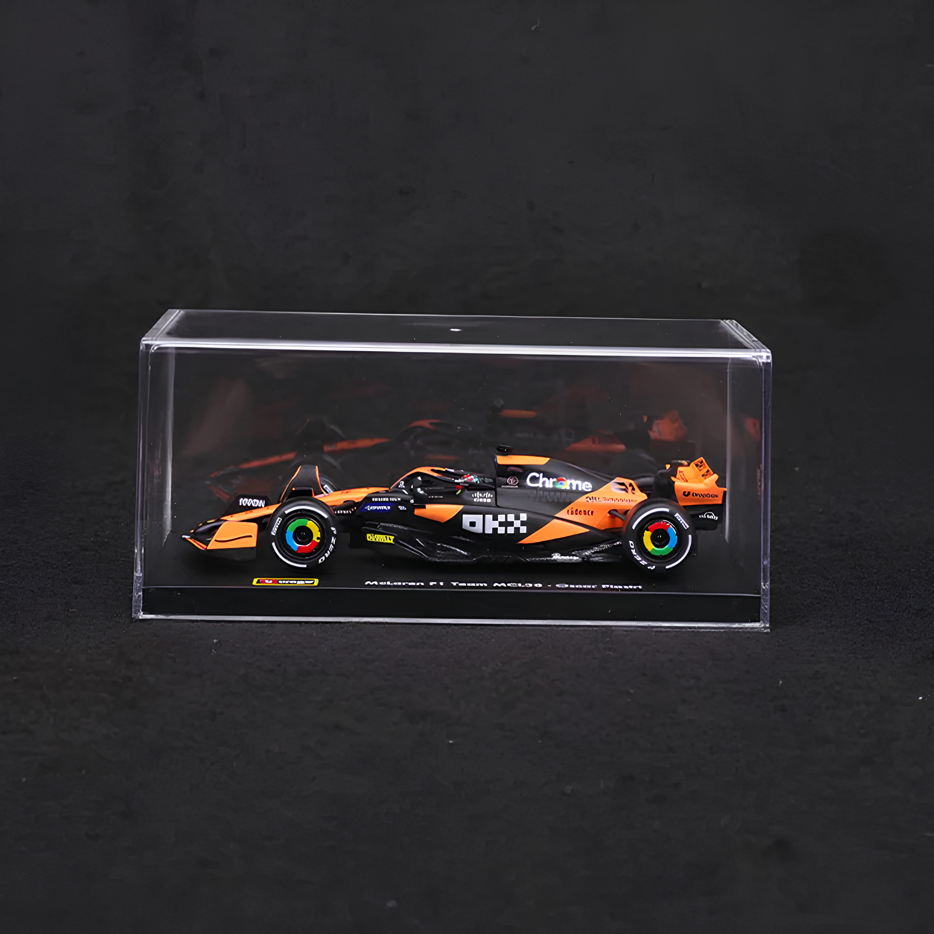 (2024) F1 Miniatura McLaren MCL38 #81 Oscar Piastri 1:43