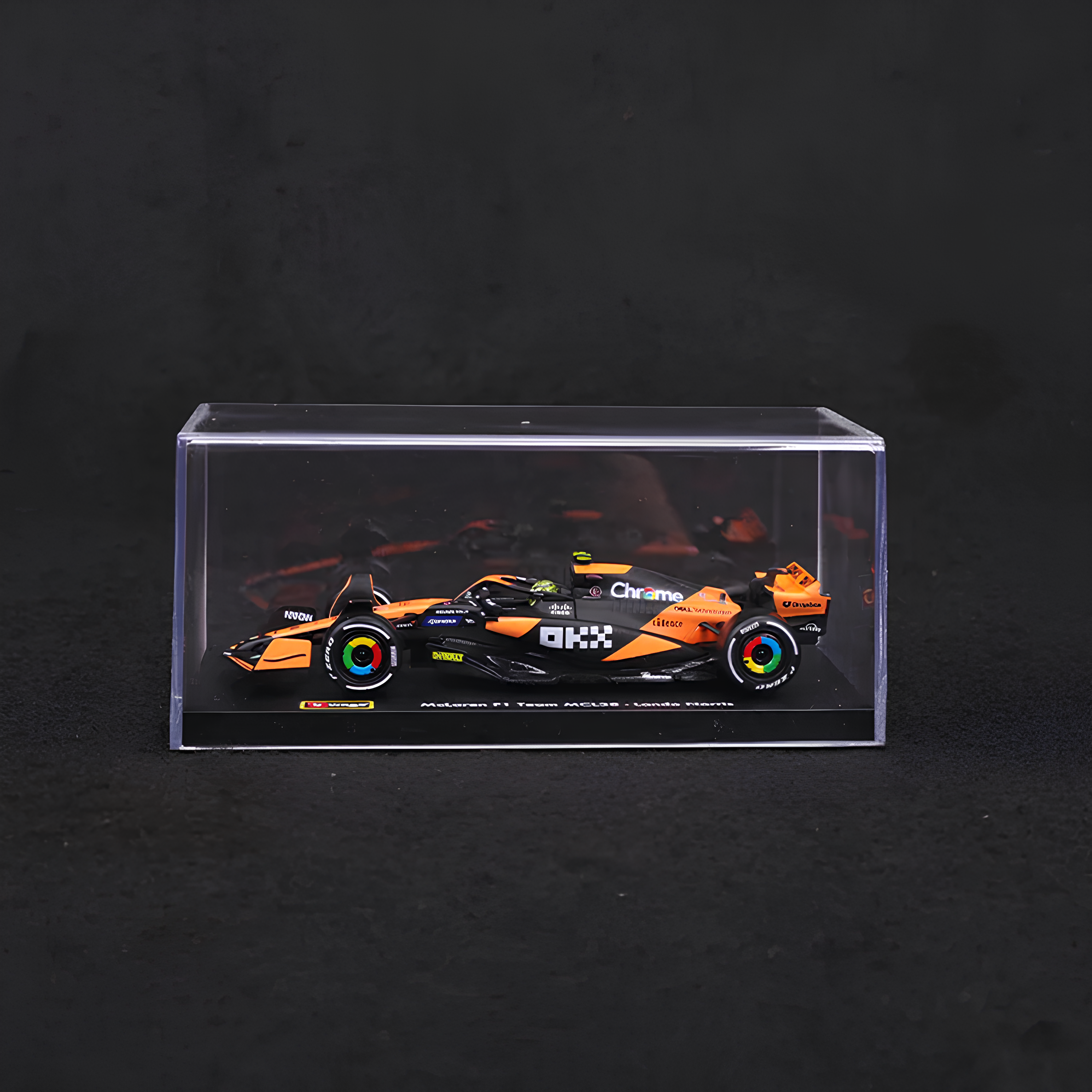 (2024) F1 Miniatura McLaren MCL38 1:43