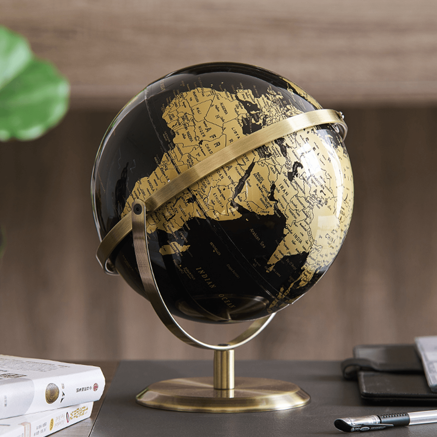 Globo Moderno Decorativo - Homenge