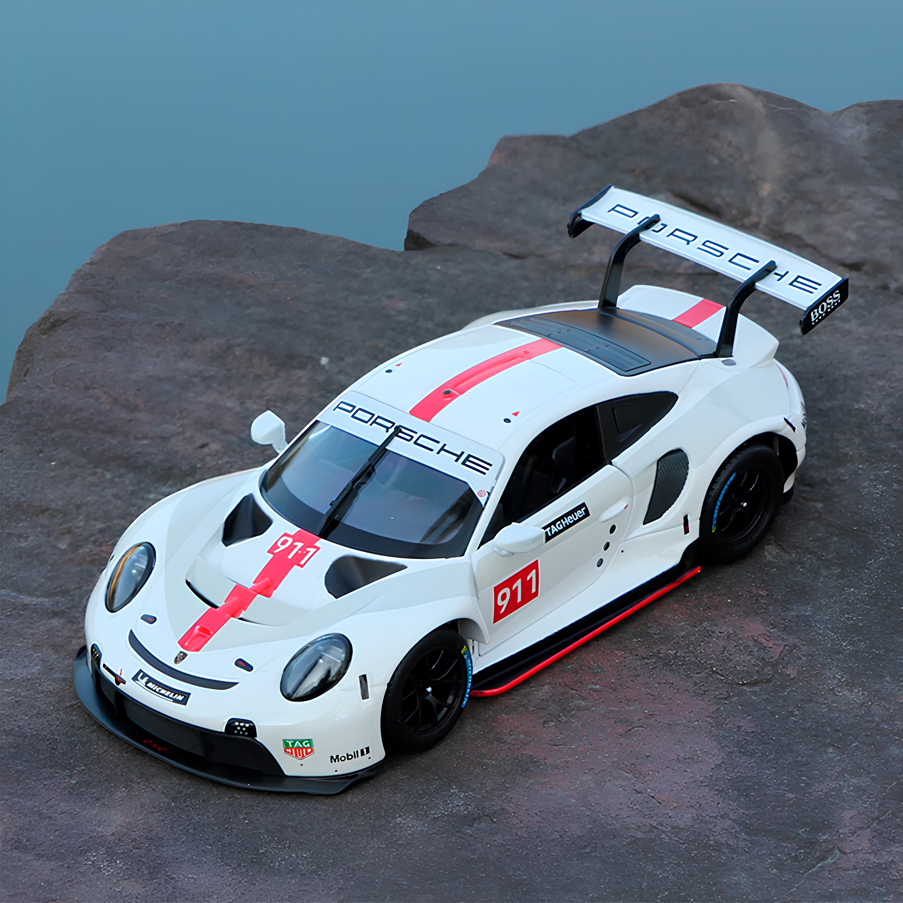 Miniatura Porsche 911 RSR WEC em Metal 1:24