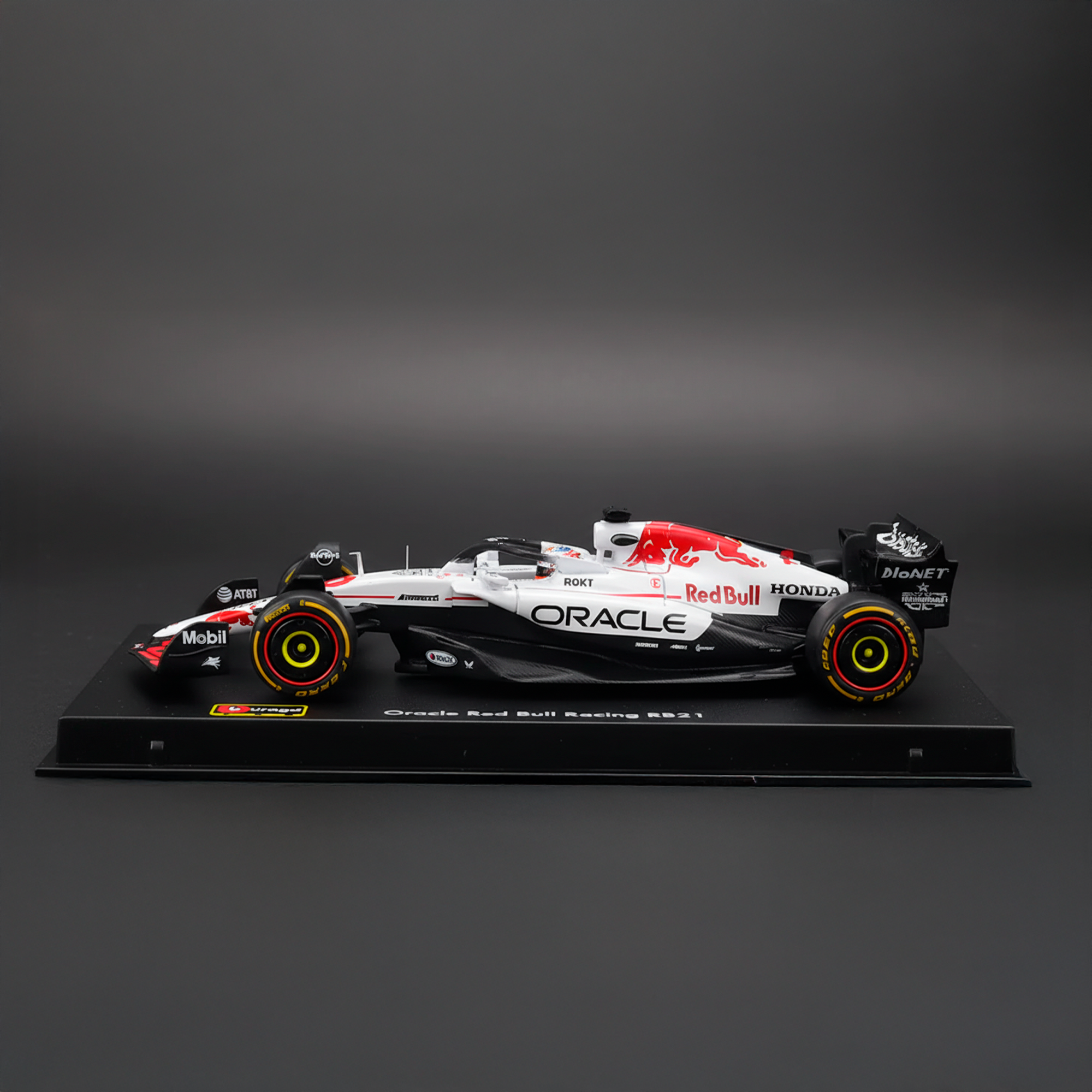 (2025) F1 Miniatura Red Bull RB21 GP Japão #1 Max Verstappen 1:43