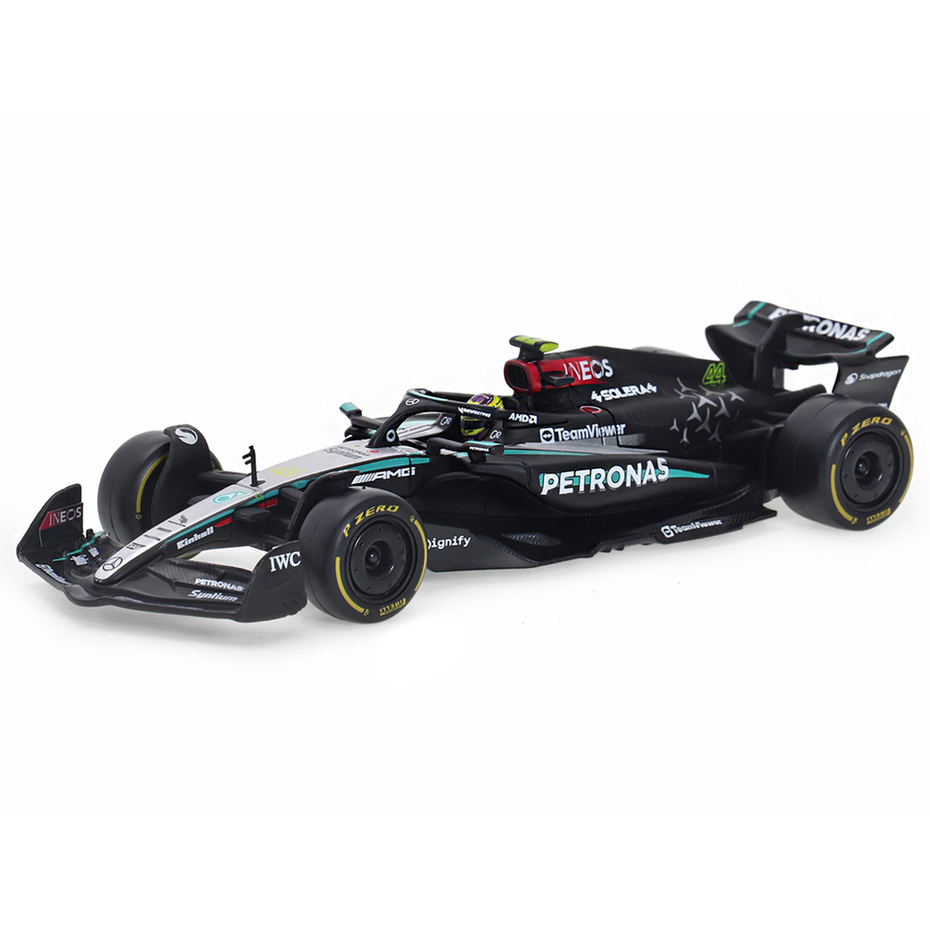 (2024) F1 Miniatura Mercedes W15 Performance 1:43