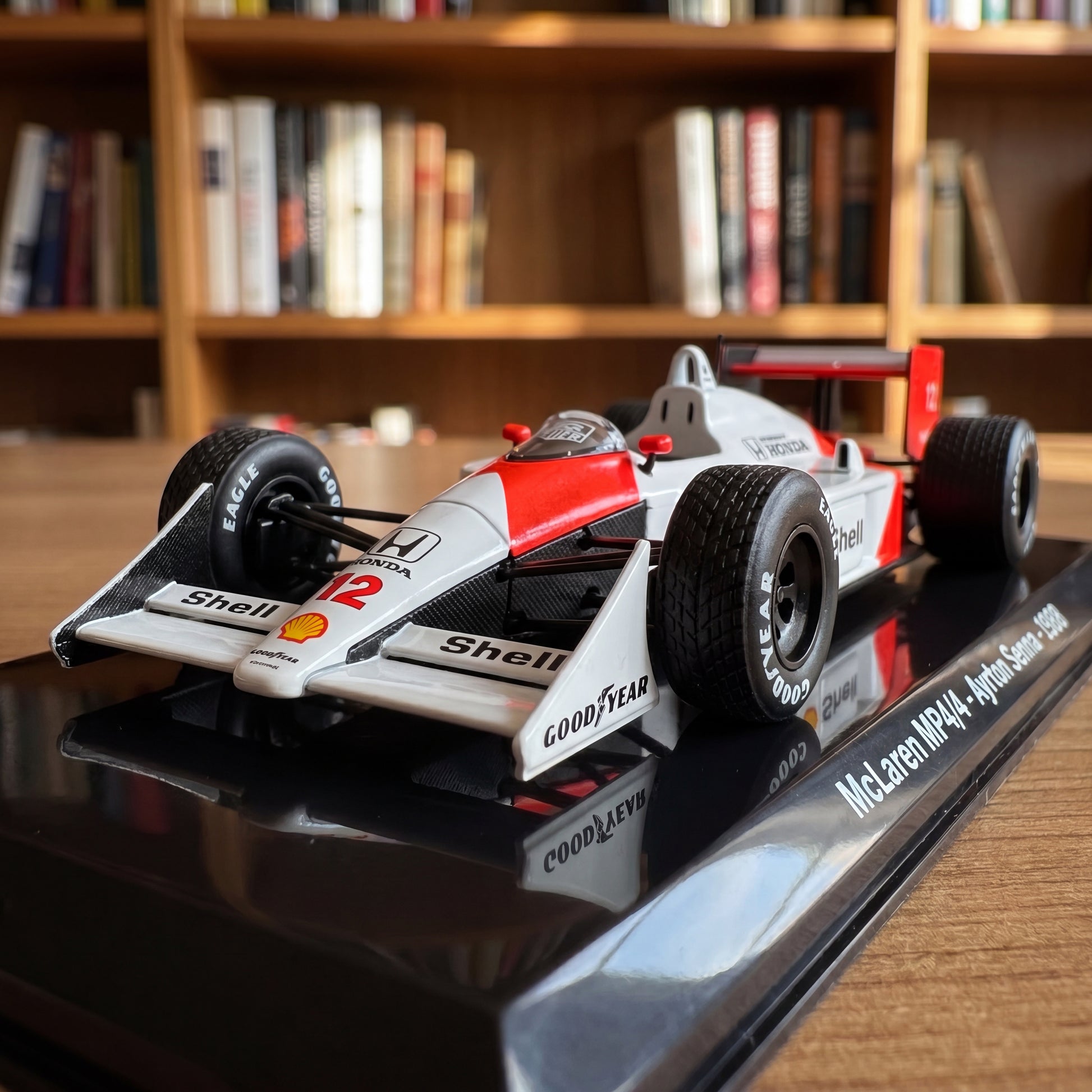(1988) F1 Miniatura McLaren MP4/4 Ayrton Senna