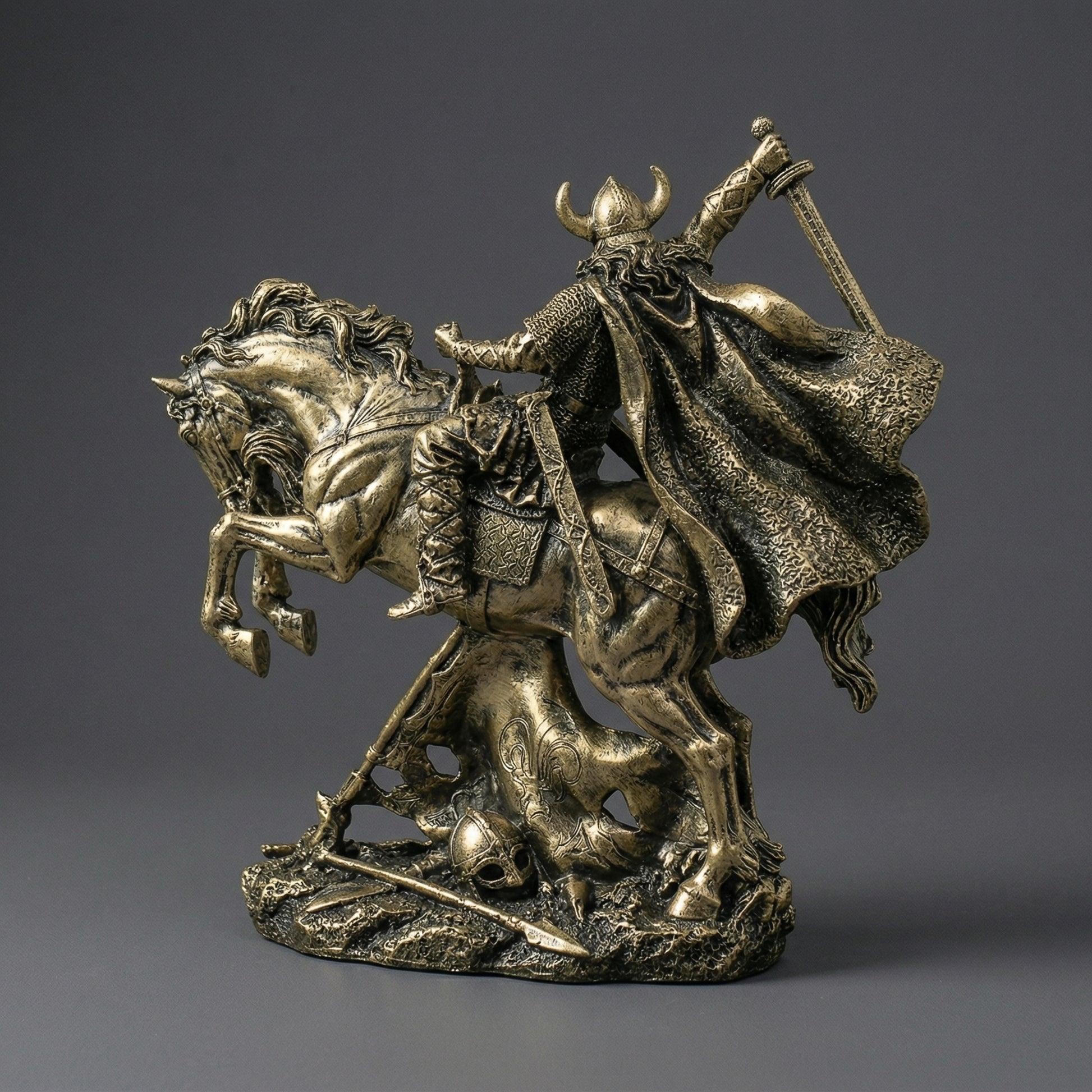 Escultura Guerreiro Medieval a Cavalo em Resina Estilo Europeu Clássico